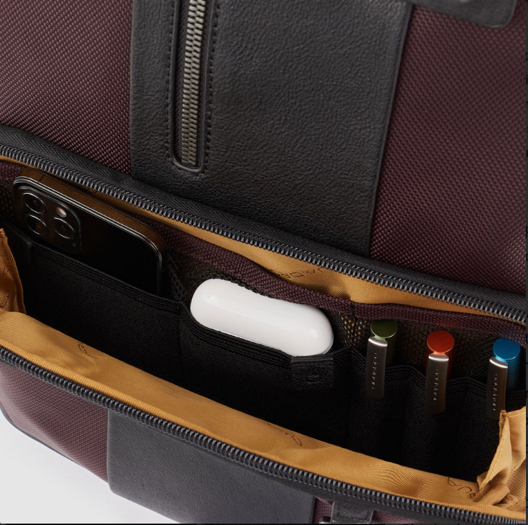Zaino Piquadro porta pc in pelle e tessuto
